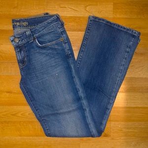 American Eagle boot jeans
